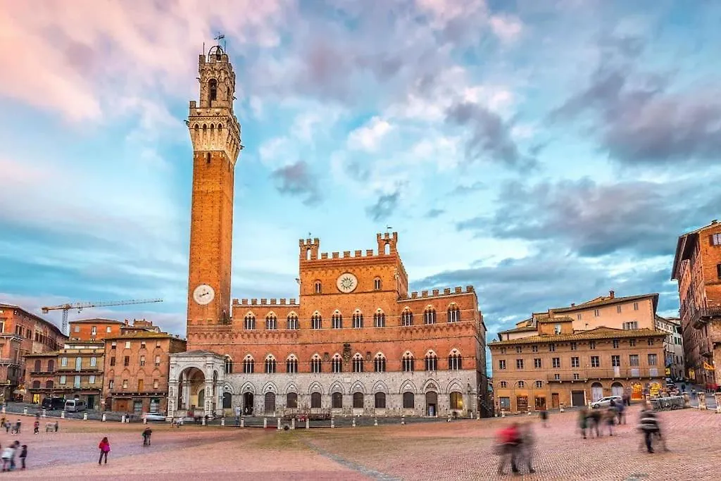 Elegant Apartment Siena Italy