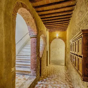 Ele Apartment
